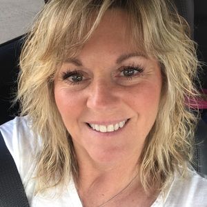 Meet your Posher, Robin